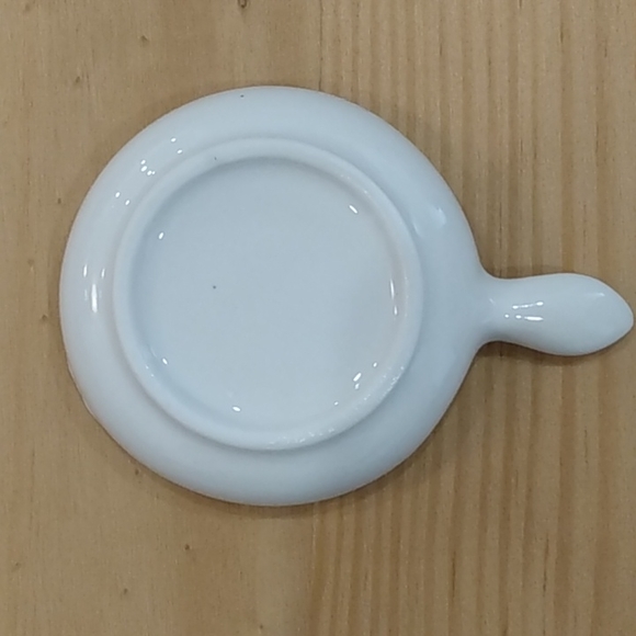 Two Chip and Dale Squirrel Chipmunk Ceramic Soy Sauce Condiment side dis… - Picture 5 of 7